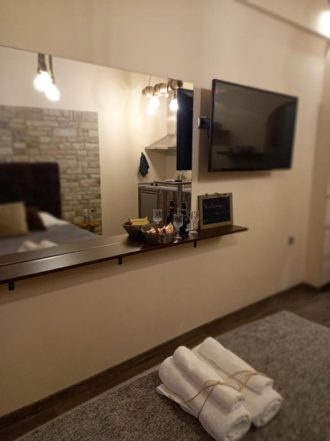 Lux 1 Apartment Athens