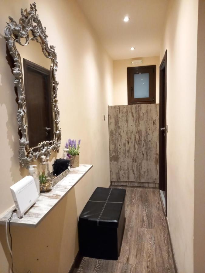 Lux 1 Apartment *