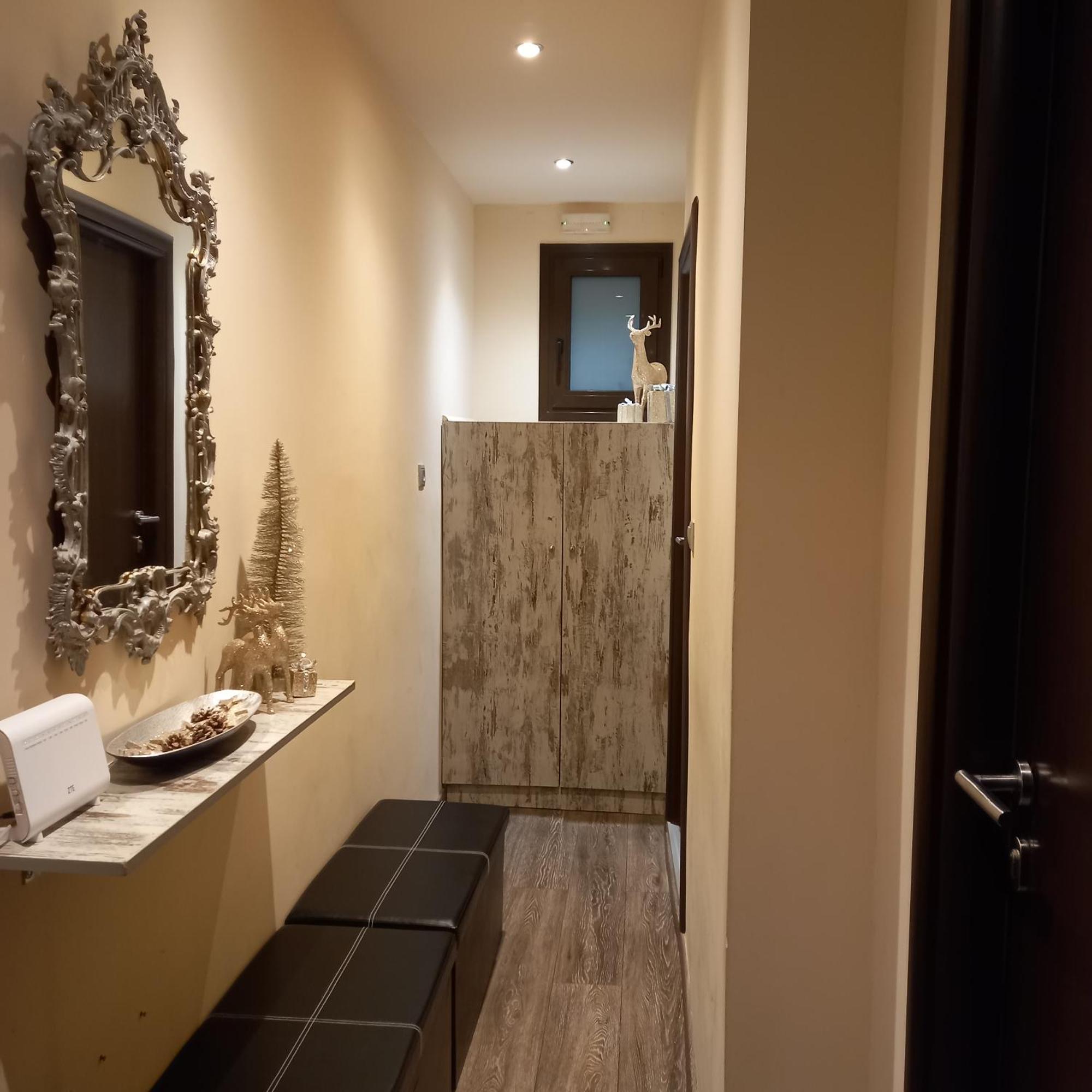Lux 1 Apartment Athens
