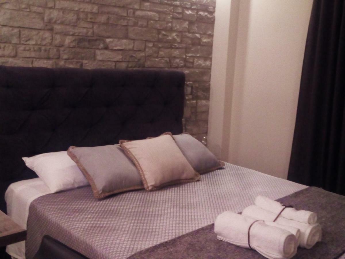 Lux 1 Apartment